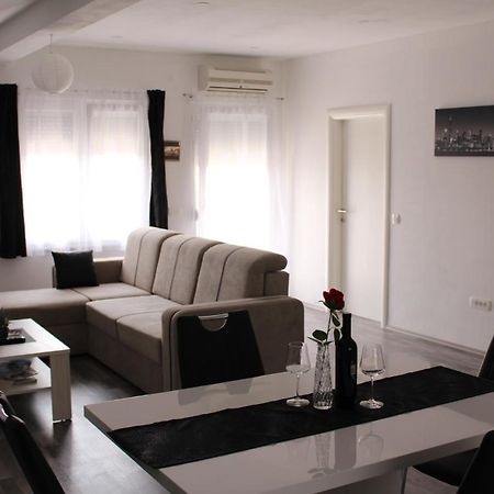 Top Floor Apartment 자다르 외부 사진